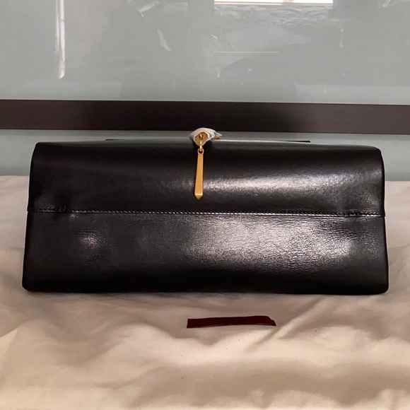 NWT Valentino Vlogo V Chain Top Handle Leather Handbag in Black - Picture 5 of 10